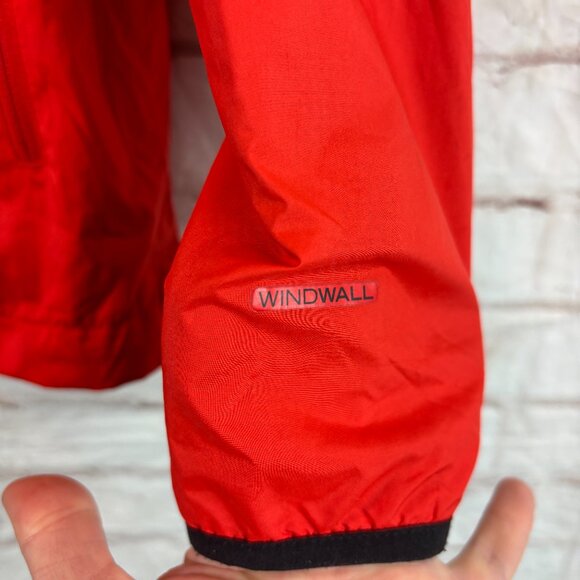 The North Face Boys 7 / 8 Red Full Zip Hooded Windbreaker Rain Jacket - Picture 6 of 8